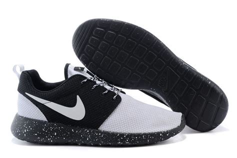 nike roshe run weiß schwarz damen|Suchergebnis Auf Amazon.de Für: Nike Roshe Run Damen .